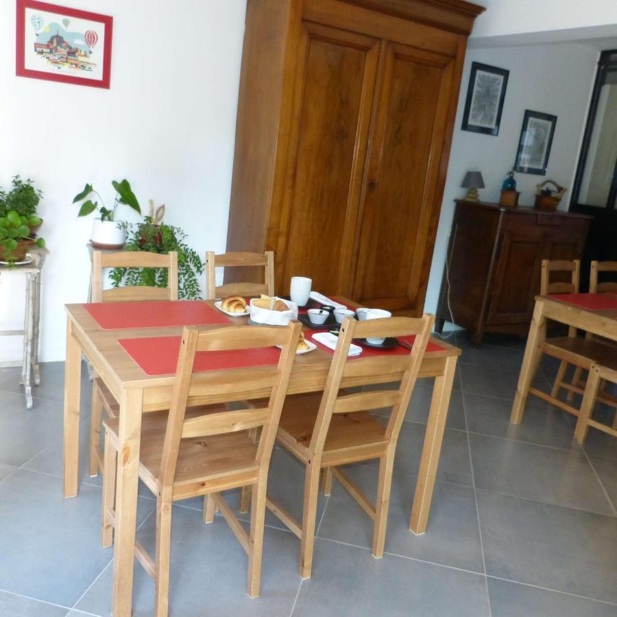 Le Jardin Du Dolaizon: Chambre Rouge Gorge Le Puy-en-Velay Exterior photo